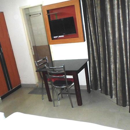 King Residency Hotel Bangalore Exterior photo