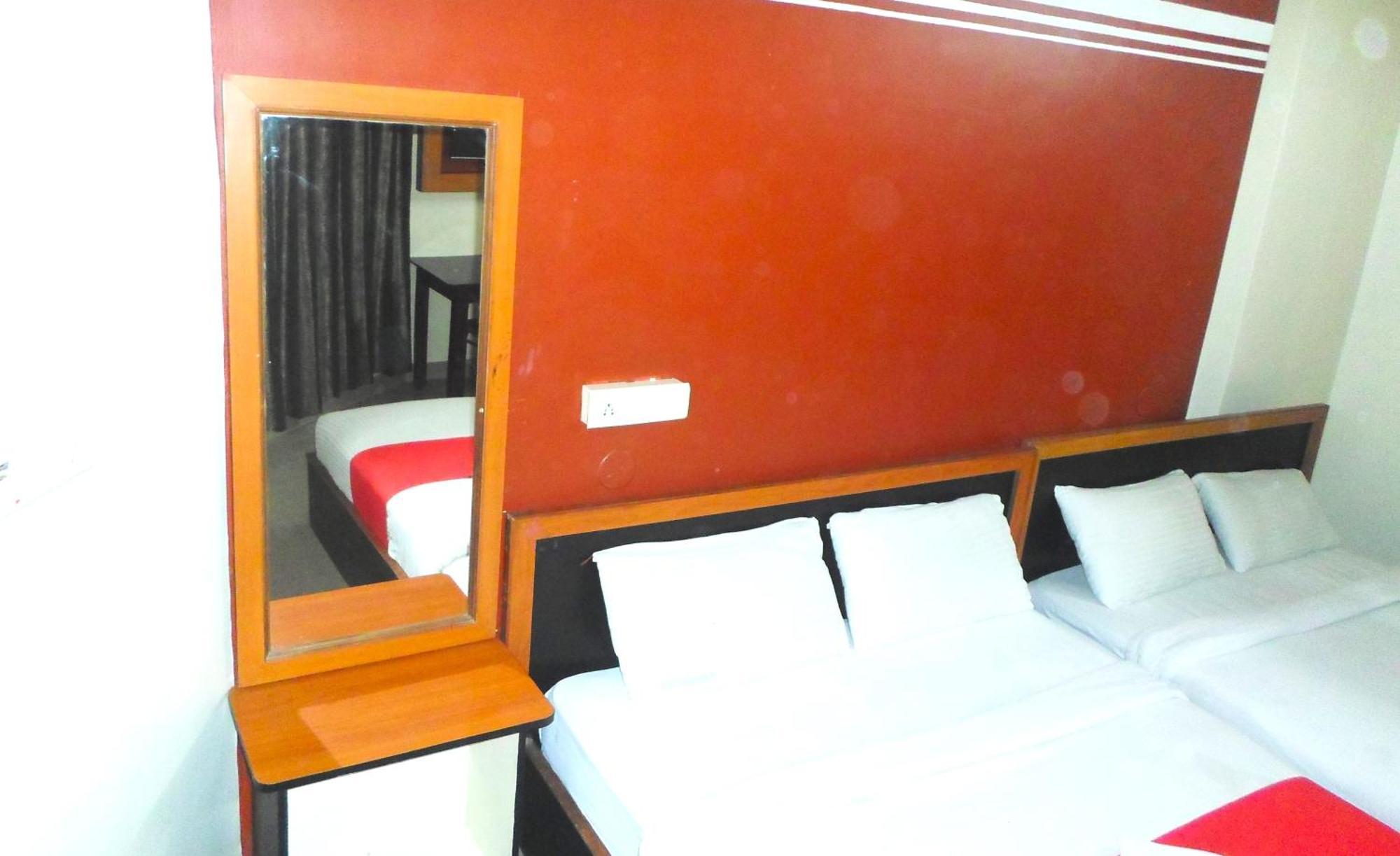 King Residency Hotel Bangalore Exterior photo