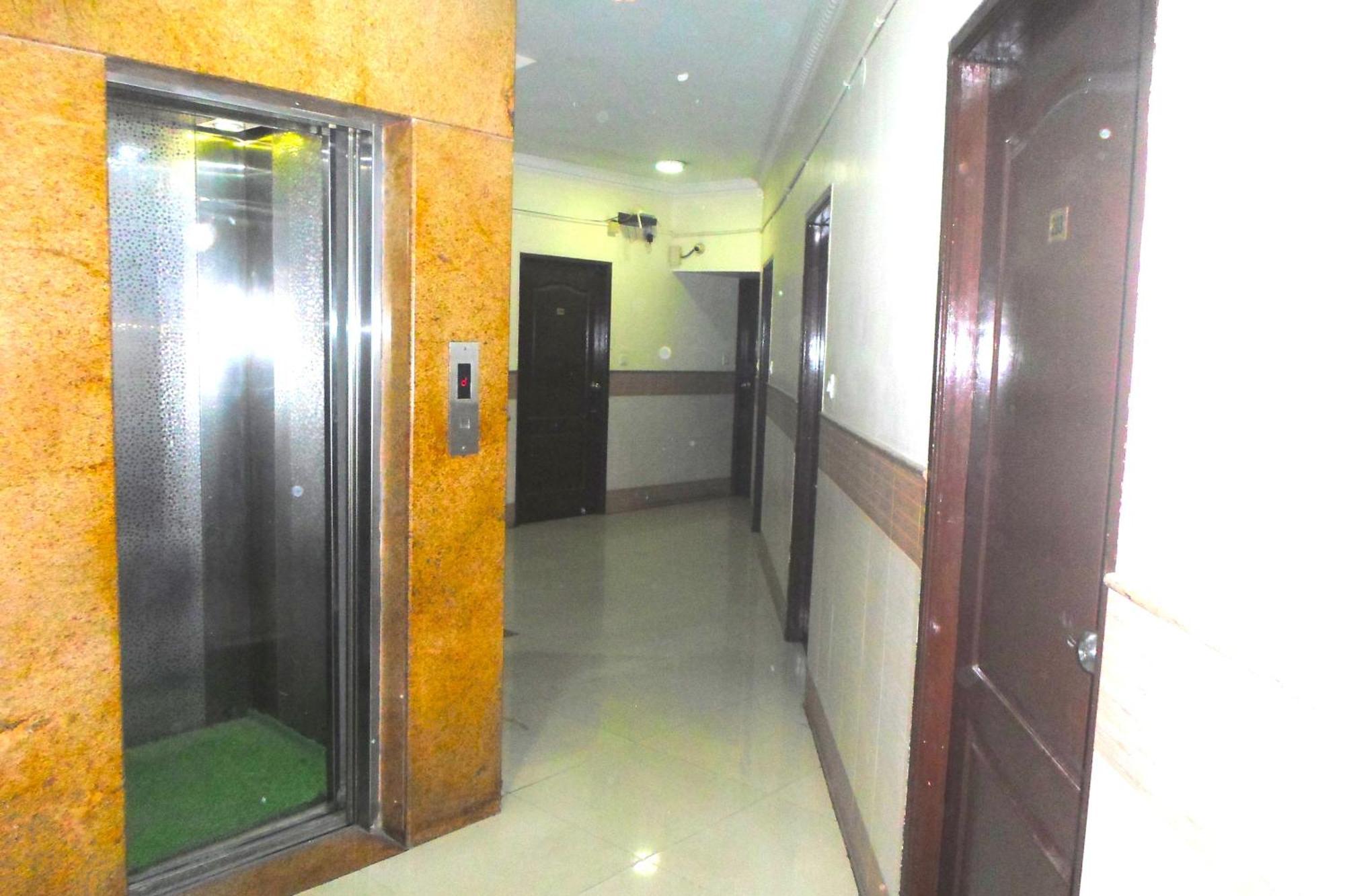 King Residency Hotel Bangalore Exterior photo
